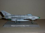 MiG 21 F13 (03).JPG

55,04 KB 
1024 x 768 
17.12.2017
